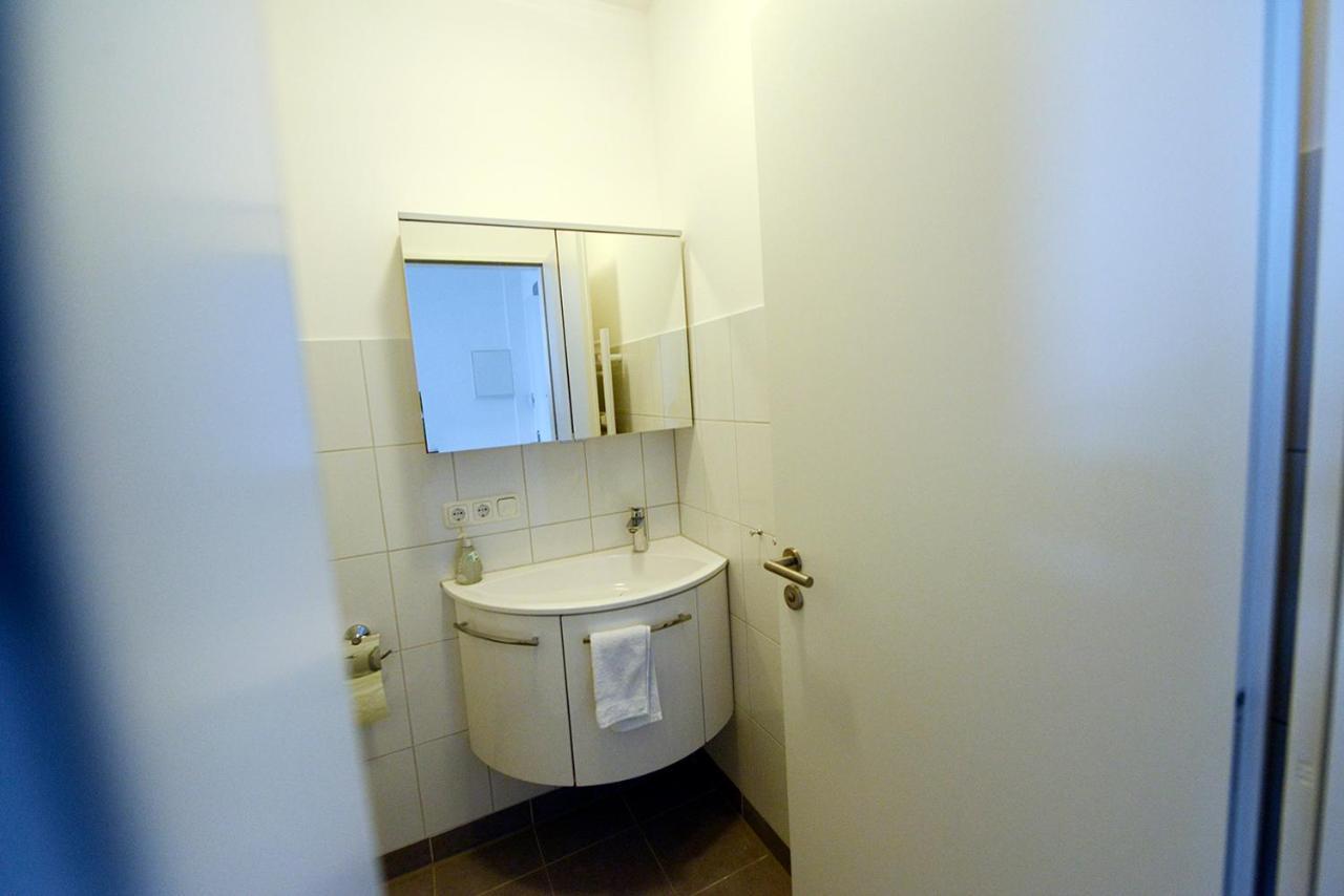 Apartment,765852658:JPEG
